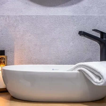 Apartment Navale With A Roof Terrace And A Heated Pool