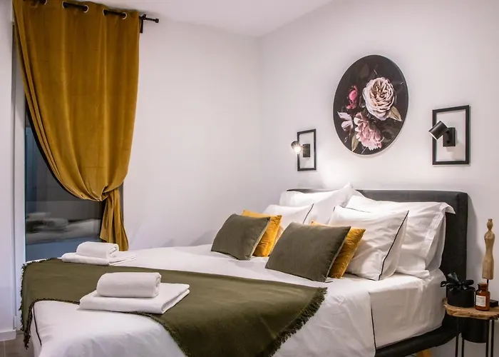 Navale With A Roof Terrace And A Heated Pool