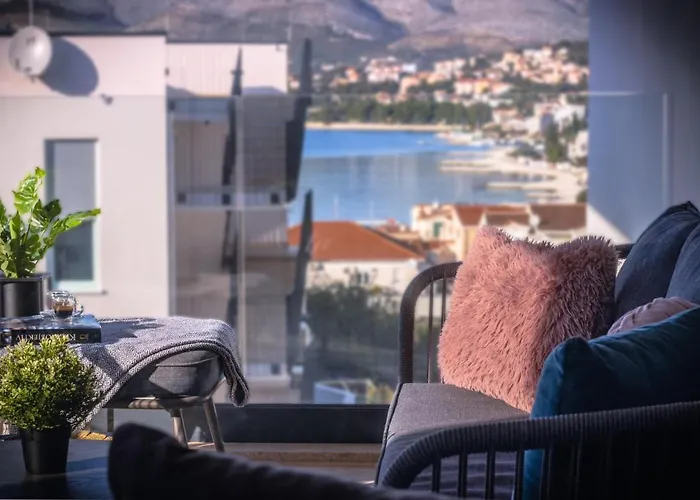 Apartamento Navale With A Roof Terrace And A Heated Pool *