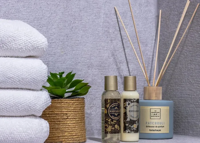 Apartamento Navale With A Roof Terrace And A Heated Pool