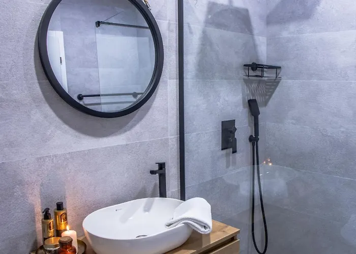 Navale With A Roof Terrace And A Heated Pool * Trogir